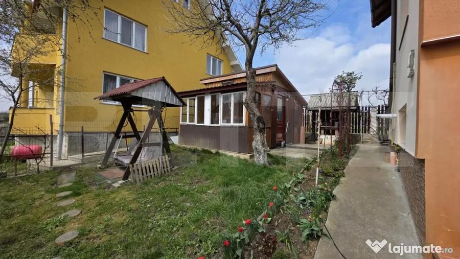 Casă cu 4 camere cu Teren 530 Mp în Central