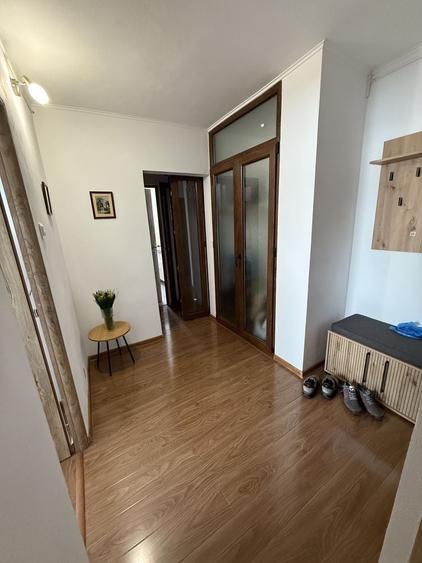 Apartament cu 2 camere decomandat în Exterior Vest