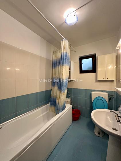 Apartament cu 2 camere decomandat în Berceni