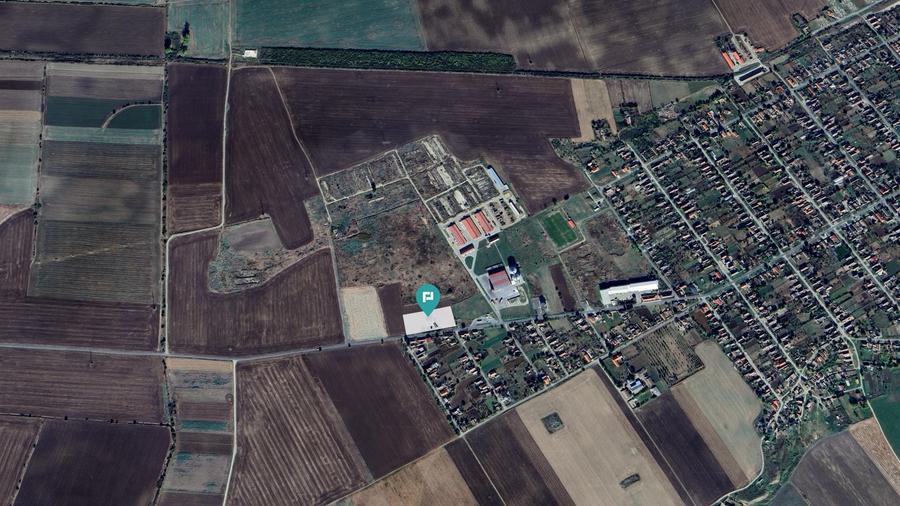 Teren agricol intravilan de 8802 mp, în Semlac