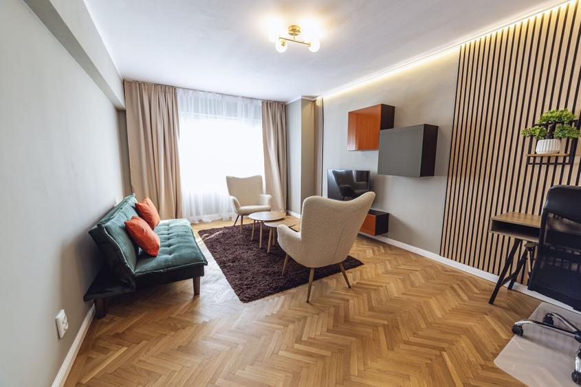 Apartament cu 3 camere decomandat, mobilat în Militari
