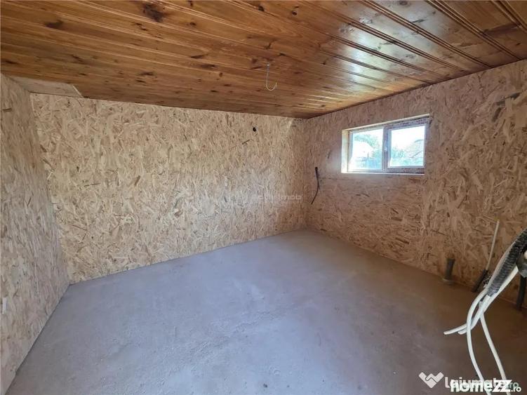 Casă cu 2 camere cu Teren 270 Mp în Săliște