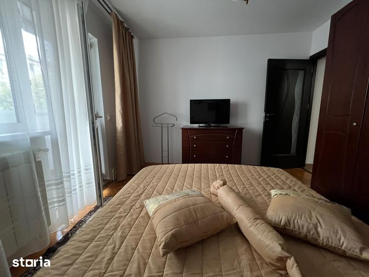 Apartament cu 2 camere decomandat în Delfinariu