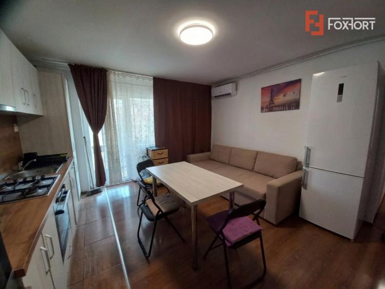 Apartament cu 3 camere semidecomandat în Medicină — fotografia 1