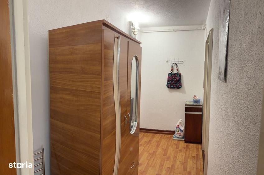 Apartament cu 2 camere semidecomandat în Central