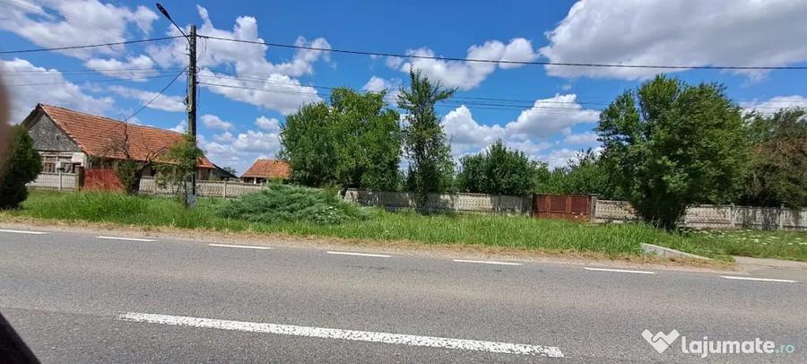 Teren de 610 mp, în Sinersig