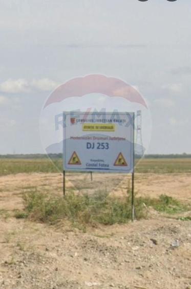 Proprietate specială, de 260,000 mp, în Umbrărești