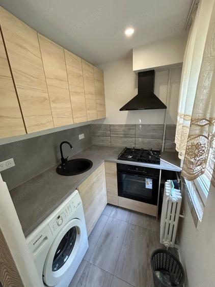 Apartament cu 3 camere decomandat în Dacia