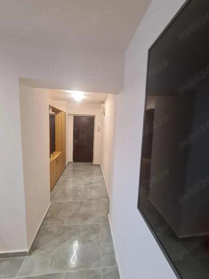 Apartament cu 4 camere decomandat în Aurel Vlaicu