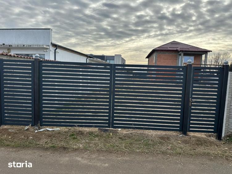 Casă cu 4 camere cu Teren 1200 Mp în Pielești