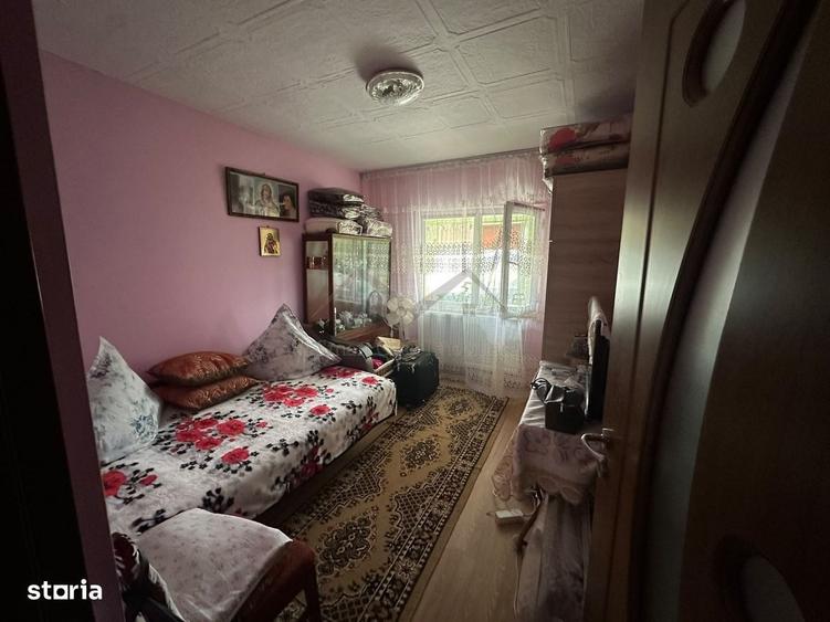 Apartament cu 3 camere decomandat în Tomești