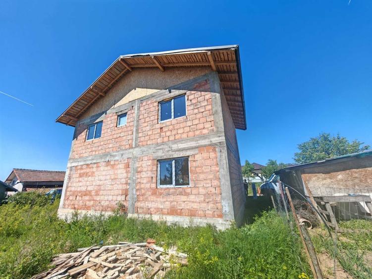 Ploiesti,Cocosesti,Casa la rosu, P+E, 190 mp, teren 500 mp,zona selecta. - 5