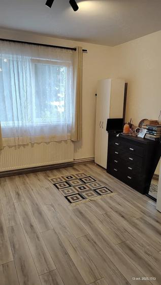 Apartament cu 2 camere semidecomandat în Florilor