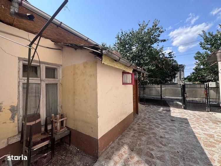 Casă cu 4 camere în Uiești