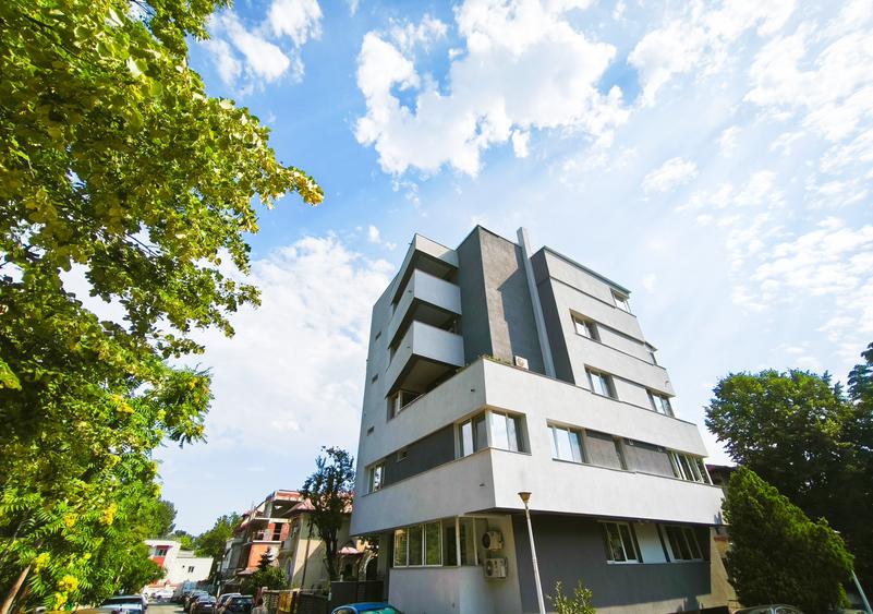 Apartament 2 camere complet renovat 2026 | Prima închiriere | Terasă comuna - 1
