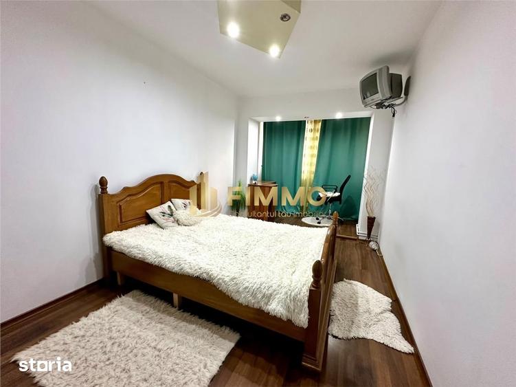 Apartament cu 3 camere decomandat în George Enescu