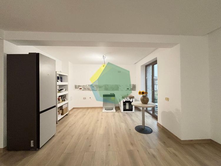 Duplex cu 5 camere cu Garaj în Jilava