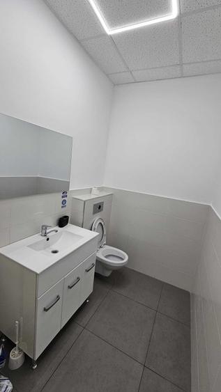 Spațiu comercial, în Ultracentral