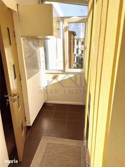 Apartament cu 2 camere semidecomandat în Broșteni