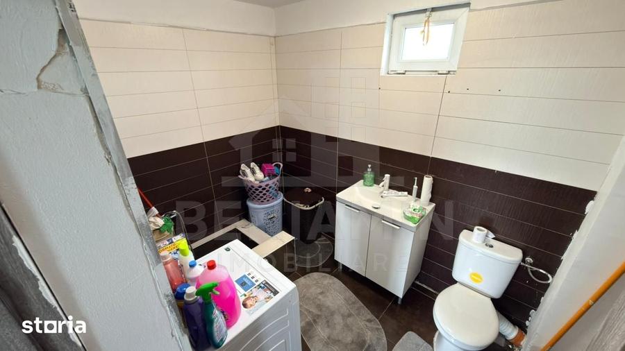 Casă cu 5 camere cu Teren 350 Mp în Ișalnița