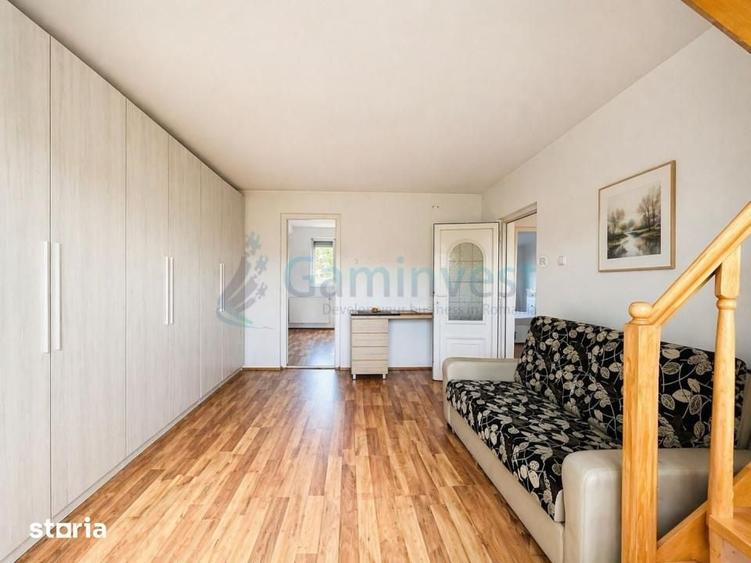Casă cu 5 camere cu Teren 2778 Mp în Hidiș
