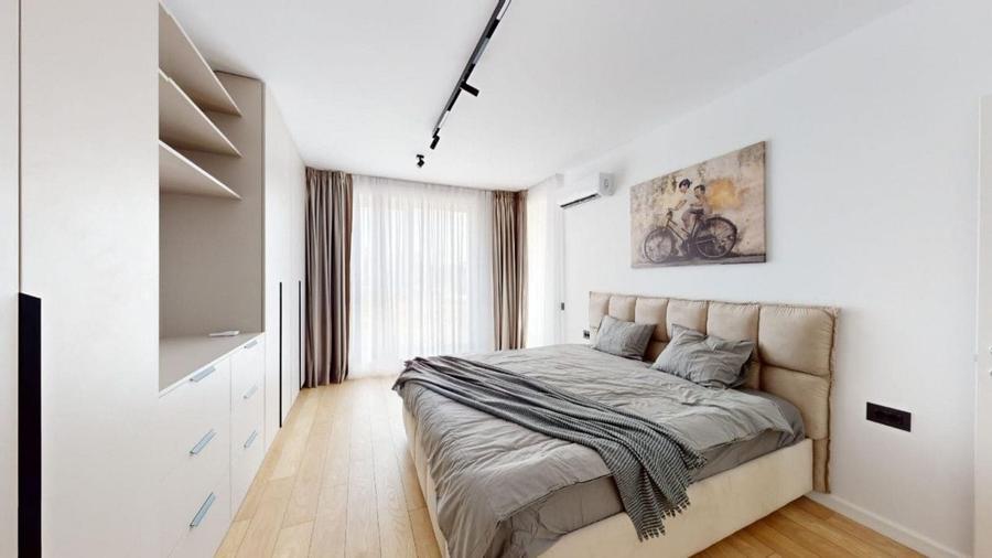 Duplex cu 5 camere cu Canalizare în Pipera