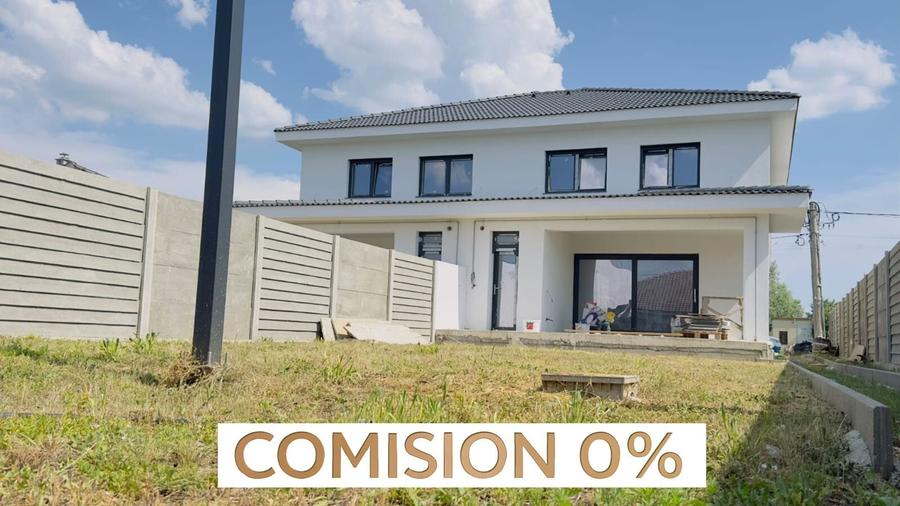 Duplex cu 5 camere cu Canalizare în Dumbrăvița