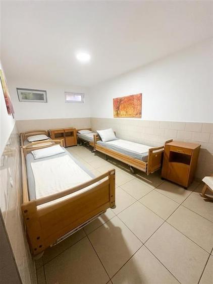 Casă individuală cu 7 camere cu Teren 500 Mp în Tinca