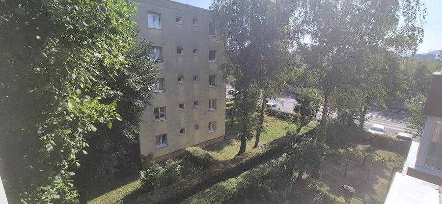 Apartament cu 2 camere semidecomandat în Centrul Civic