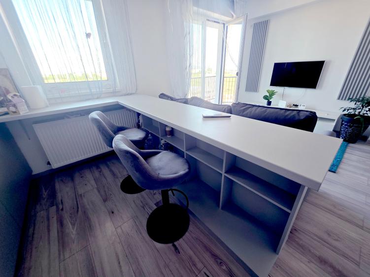 Apartament cu 2 camere decomandat în Tractorul
