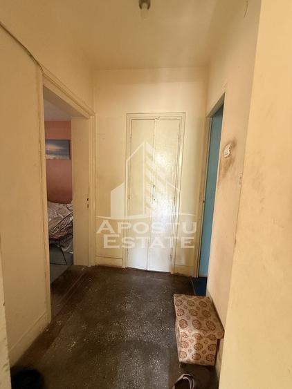 Apartament cu 2 camere decomandat în Circumvalațiunii