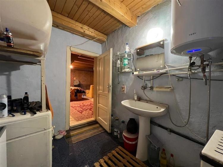 Casă individuală cu 3 camere cu Teren 519 Mp în Ciobotani