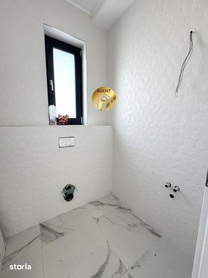 Casă cu 4 camere cu Teren 238 Mp în Central