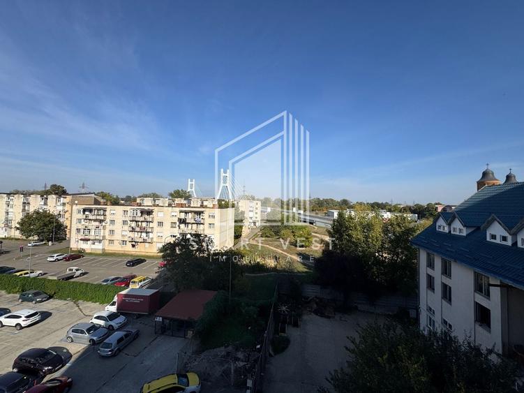 Apartament cu 3 camere decomandat în Micro 17