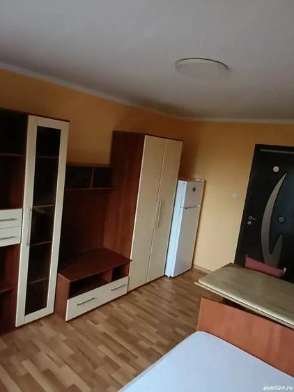 Garsonieră decomandată în Nord