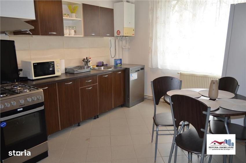 Apartament cu 3 camere în Ultracentral