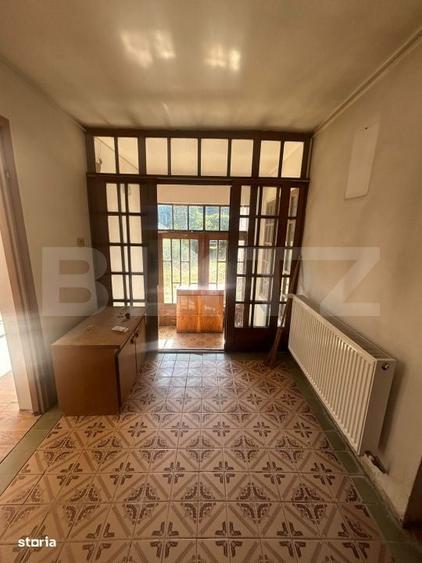 Casă cu 4 camere în Toculești