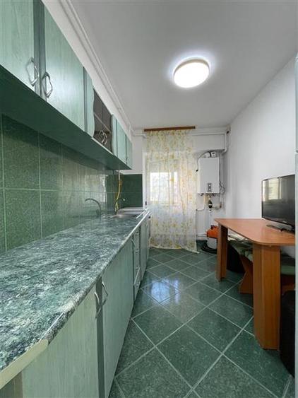 Apartament cu 2 camere decomandat în Babadag