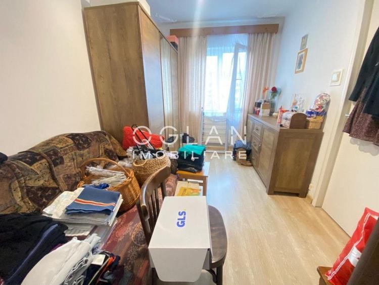 Apartament cu 3 camere semidecomandat, mobilat în Vasile Aaron