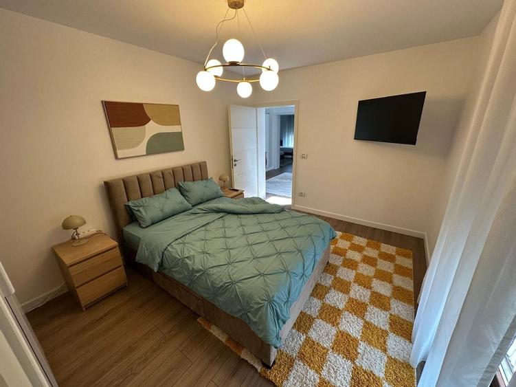 Duplex cu 5 camere cu Canalizare în Aradului