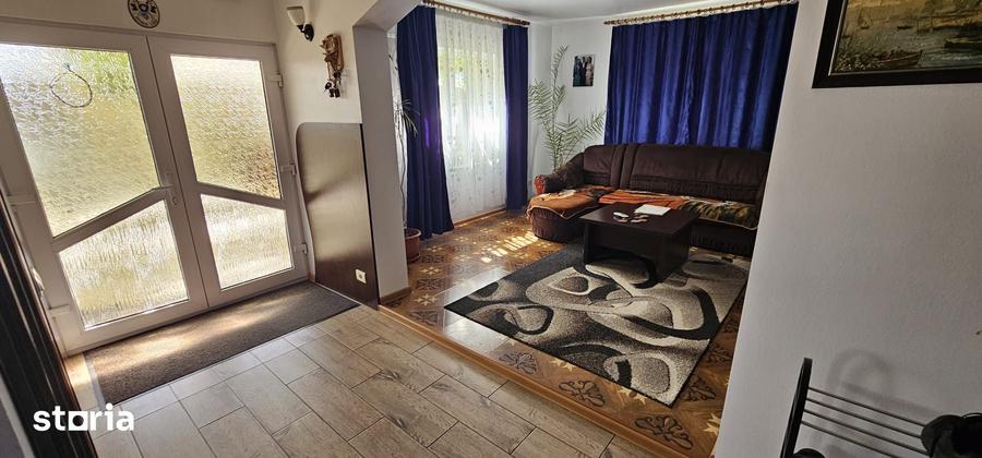 Casa cu 4 camere ?i curte, gata de utilizare - 7
