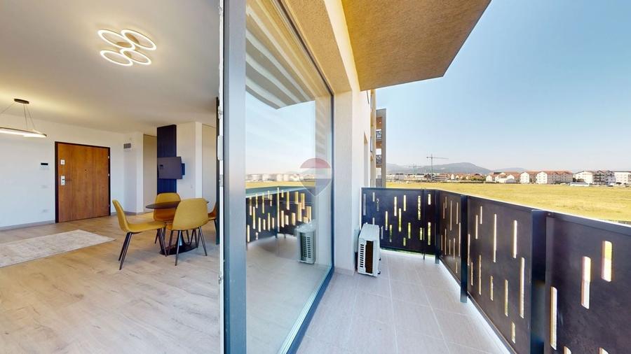 Apartament cu 2 camere semidecomandat în Tractorul