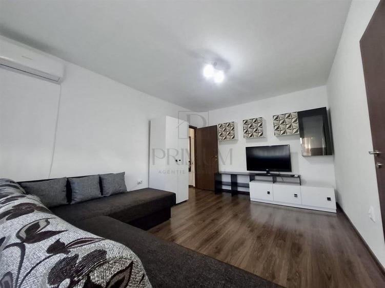 Apartament cu 2 camere semidecomandat în Dacia