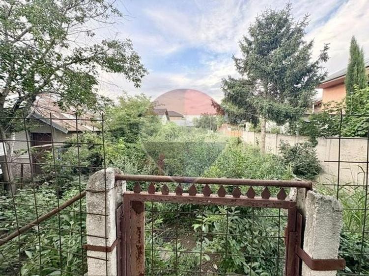Teren intravilan de 464 mp, în Central