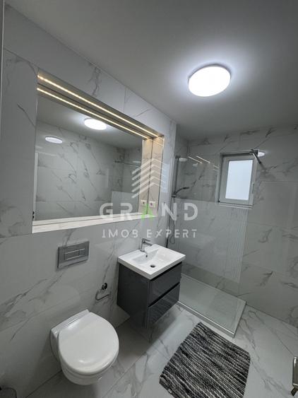 Apartament cu 3 camere semidecomandat, mobilat în Florești