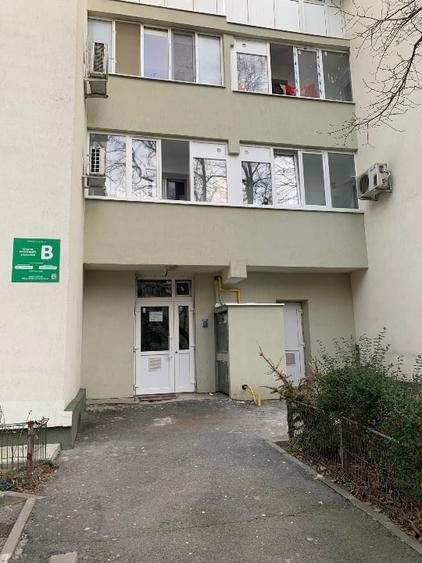 Apartament cu 3 camere decomandat în Doamna Ghica