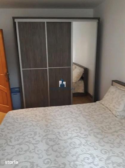 Apartament cu 3 camere decomandat în Berceni
