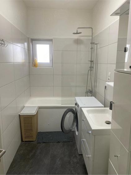 Apartament cu 2 camere decomandat în Exterior Vest