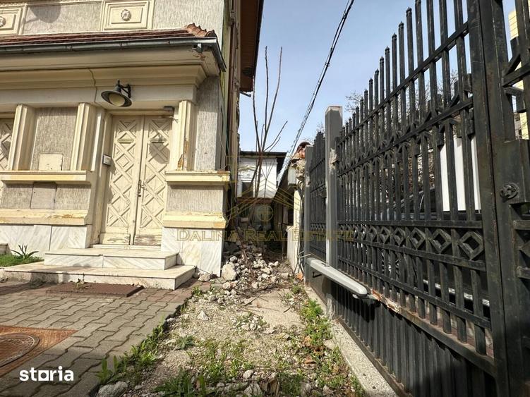Casă cu Teren 650 Mp în Centrul Civic