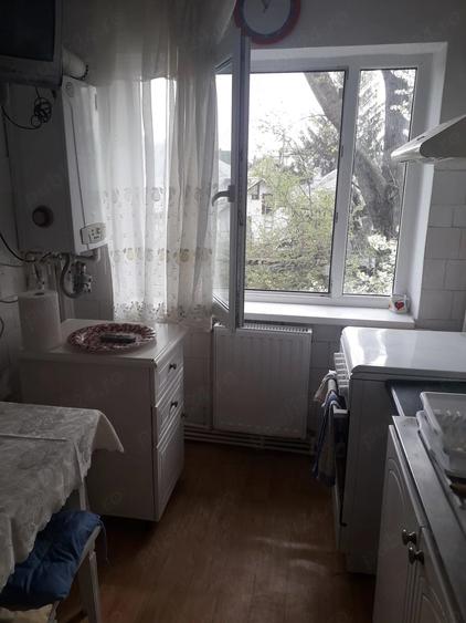 Inchiriez ap 2 camere zona Gara, et1, cu centrala termica proprie - 3